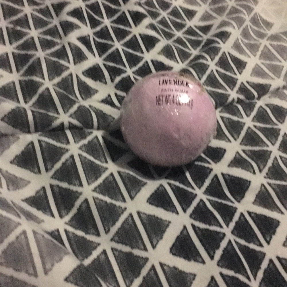 Bath bomb